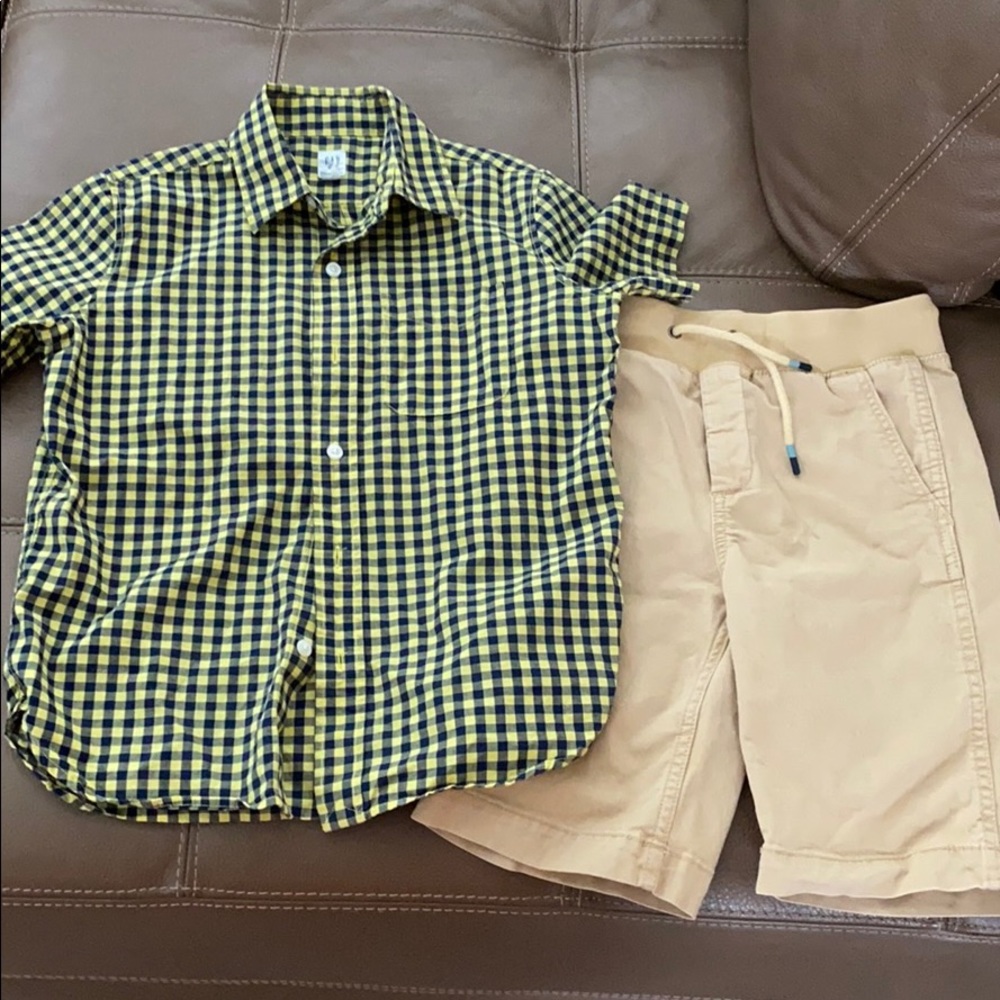GAP boy SS Shirt size M 8 years